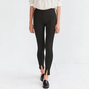 Urban Outfitter Talia Split Ankle Skinny Pant Black Leggings